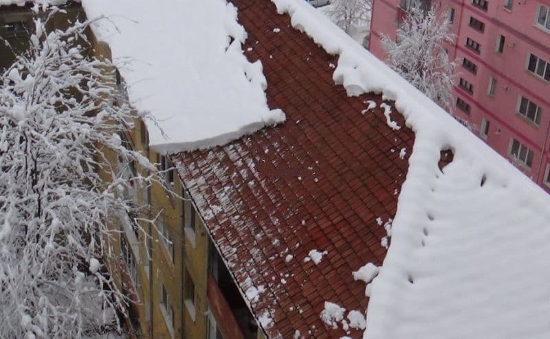 Dorohoienii în pericol! Atenție cade zăpada!