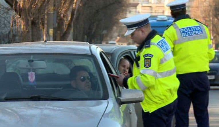 Acțiune de amploare în Dorohoi. Aproximativ 200 de autovehicule au fost controlate de polițiști