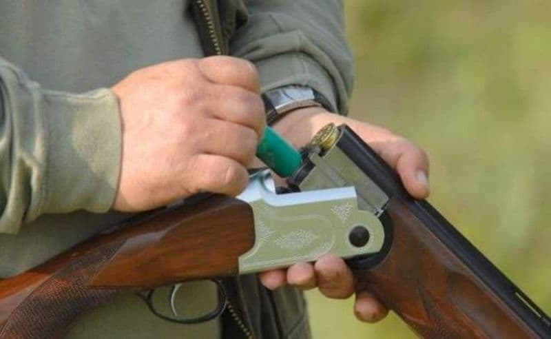 Deținătorii de arme și de ogari, verificați de polițiști