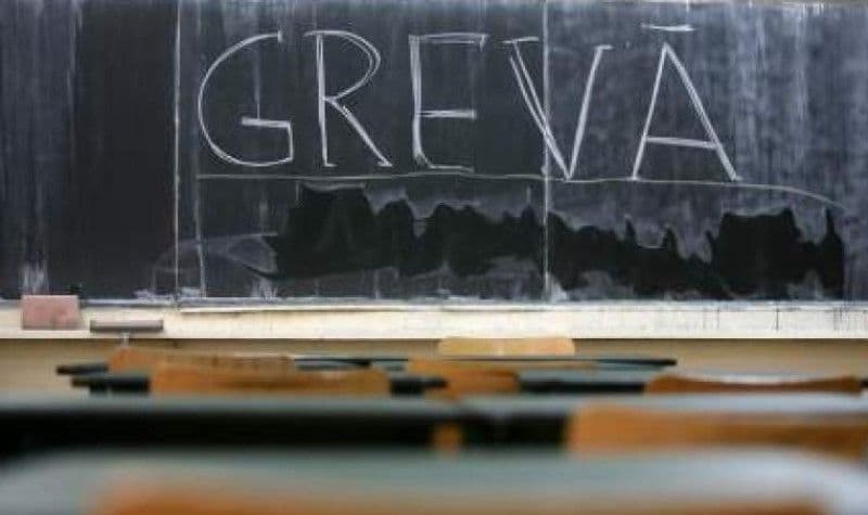 Sindicatele din învățământ au decis declanșarea grevei „Facem apel la părinți să țină copiii acasă!”