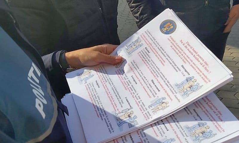 Acțiune a polițiștilor din Bucecea pentru prevenirea furtului din buzunare sau genți