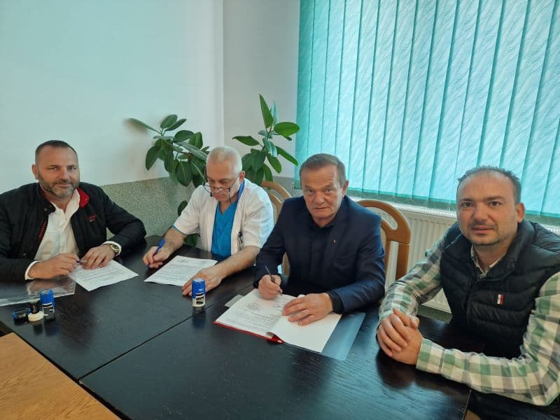 Sănătate la superlativ: A mai fost semnat un contract de execuție lucrări pentru Spitalul Municipal Dorohoi