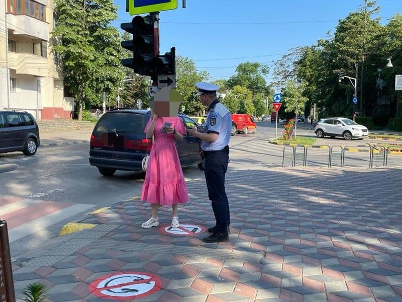 „Traversăm în siguranță!” motto-ul campaniei desfășurată de IPJ Botoșani - FOTO
