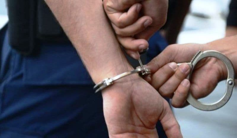 Reţinut de poliţie pentru că şi-a bătut consăteanul