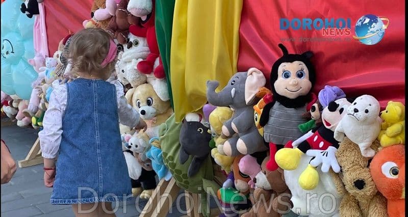 Ziua Copilului sărbătorită la Dorohoi printre jucării de pluș - FOTO