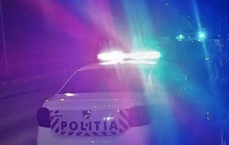 Urmărire ca în filme la Havârna! Un bărbat beat și fără permis de conducere a încercat să fugă de polițiști