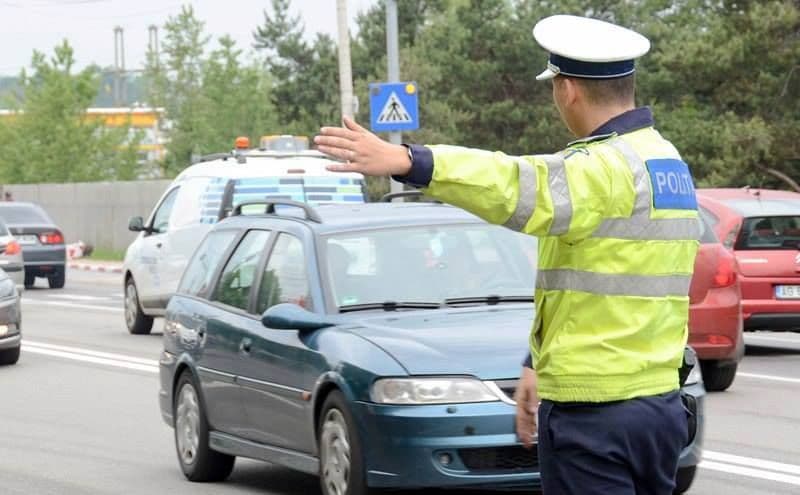 Încă o acțiune a Poliției în zona Dorohoi | 6 permise de conducere reținute și peste 100 de amenzi aplicate