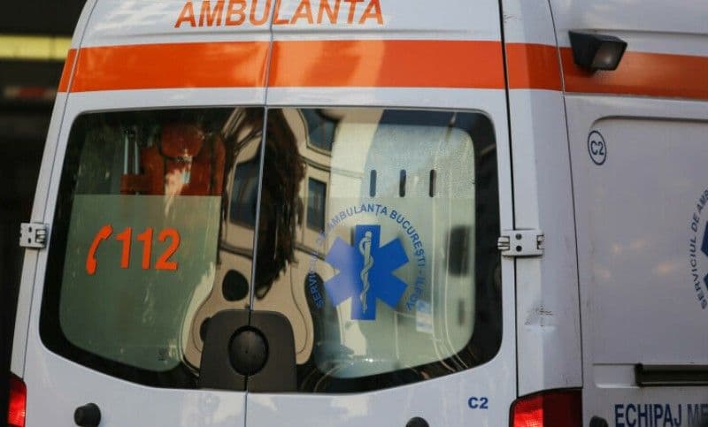 Un elev a murit într-o școală de vară din Iași. A băut patru doze de băuturi energizante şi a fumat mult