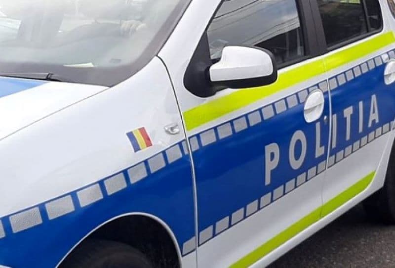 Surpriză! Oprit pentru că nu avea numere la remorcă, depistat de polițiști că nu are permis