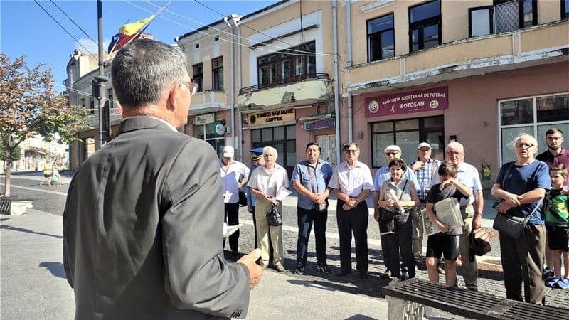 Eveniment cultural în Centrul Vechi. Dezvelirea unei plăcuțe omagiale pentru un mare fiu al orașului