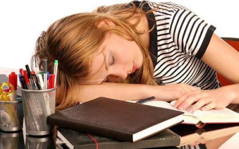 Efectele asupra organismului ale unei nopți pierdute
