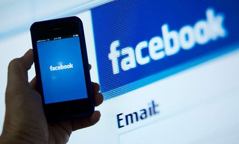 Facebook trece la un alt nivel - Schimbare produsă după ce tot mai mulți tineri părăsesc platforma de socializare