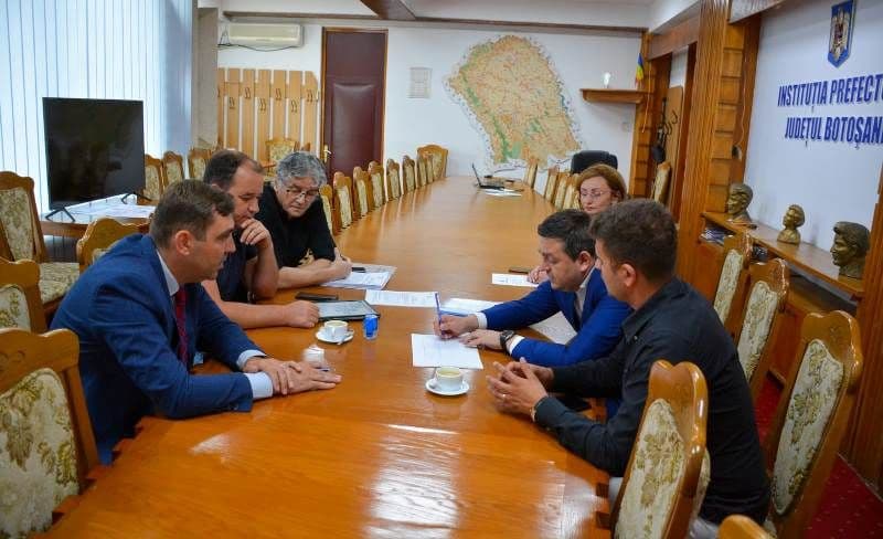 Încep lucrările la fațada Palatului Administrativ din Botoșani