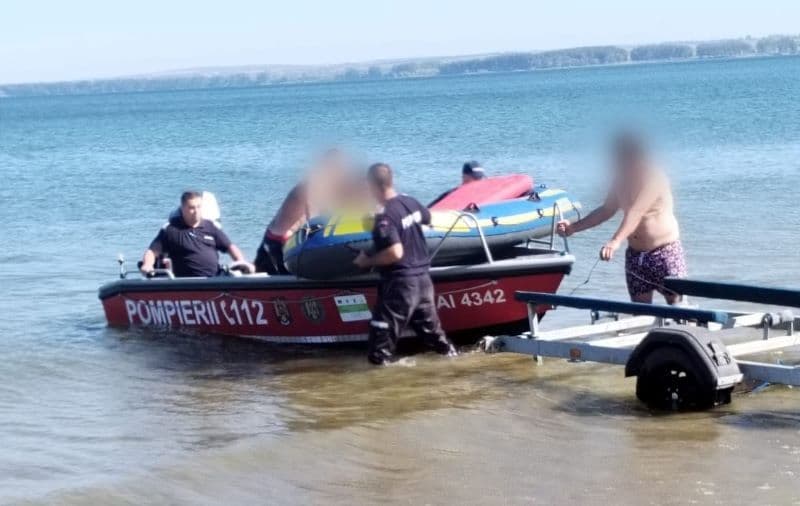 Intervenție contracronometru a pompierilor. Un copil de 8 ani se afla în pericol de înec în râul Prut
