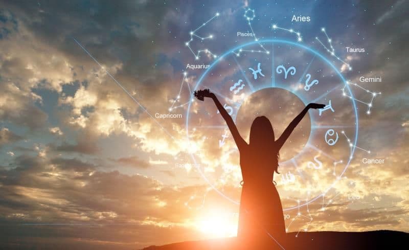Horoscopul săptămânii 7-13 august. Racul este un bulgăre de foc, Peștii se axează pe profesie