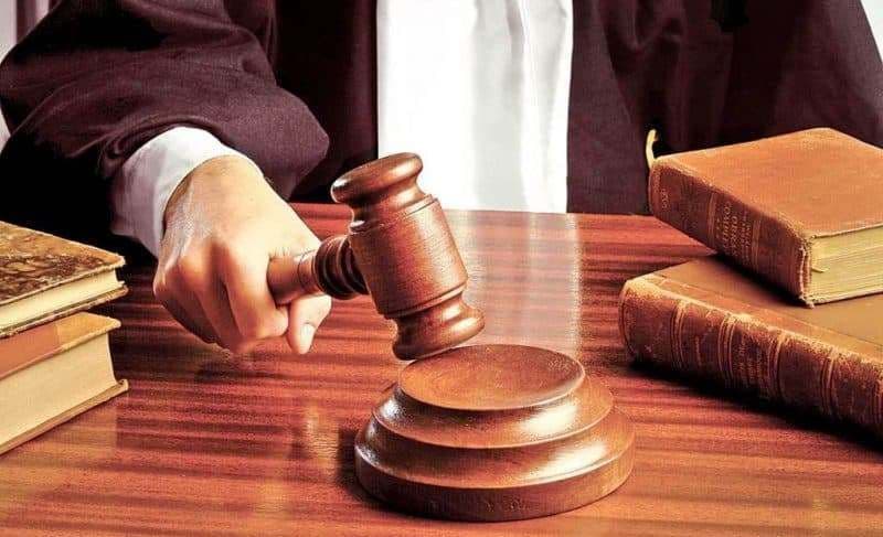 Bărbat trimis în judecată pentru lovire sau alte violențe