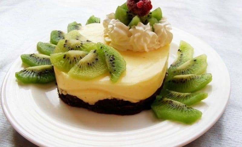 Mini-tort cu kiwi