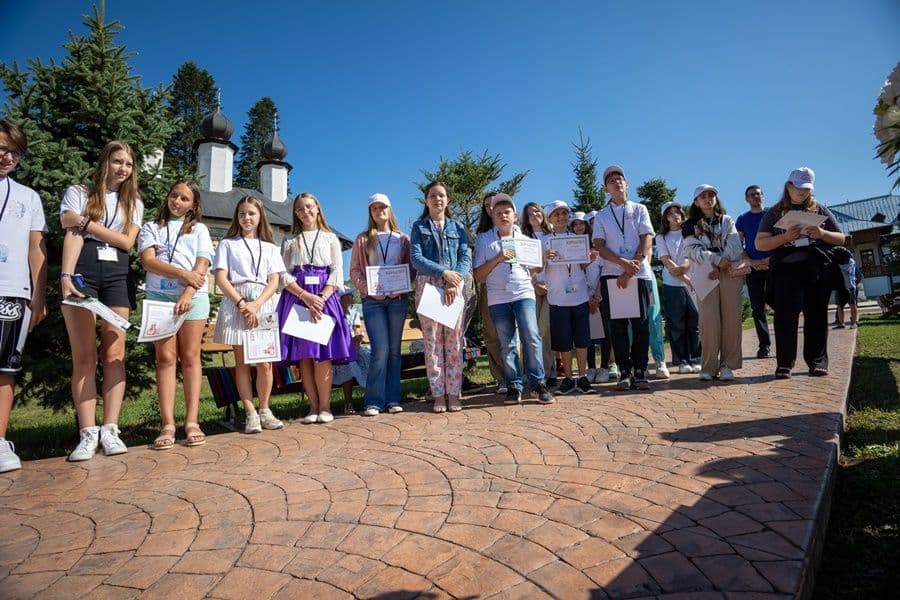 Tabăra „Un penel pentru credință” a ajuns la final - FOTO