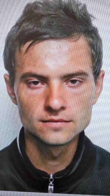 Botoșănean căutat de polițiști după ce a plecat în Germania și nu a mai contactat familia de trei luni