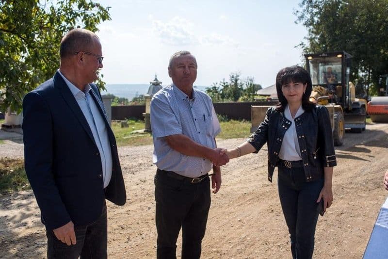 Drumul județean Lozna – Călinești – Talpa a intrat în proces de modernizare - FOTO
