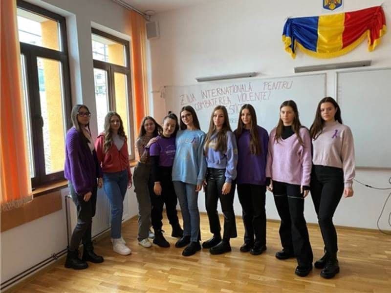 Cinci eleve de la Colegiul Național „Grigore Ghica” Dorohoi au fost invitate la Gala Societății Civile, la Ateneul Român