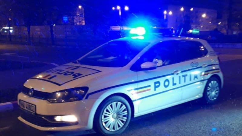 Tânăr din Suharău prins la volan deși nu avea permis. Mașina i-a fost încredințată de o tânără, pasageră în autoturism