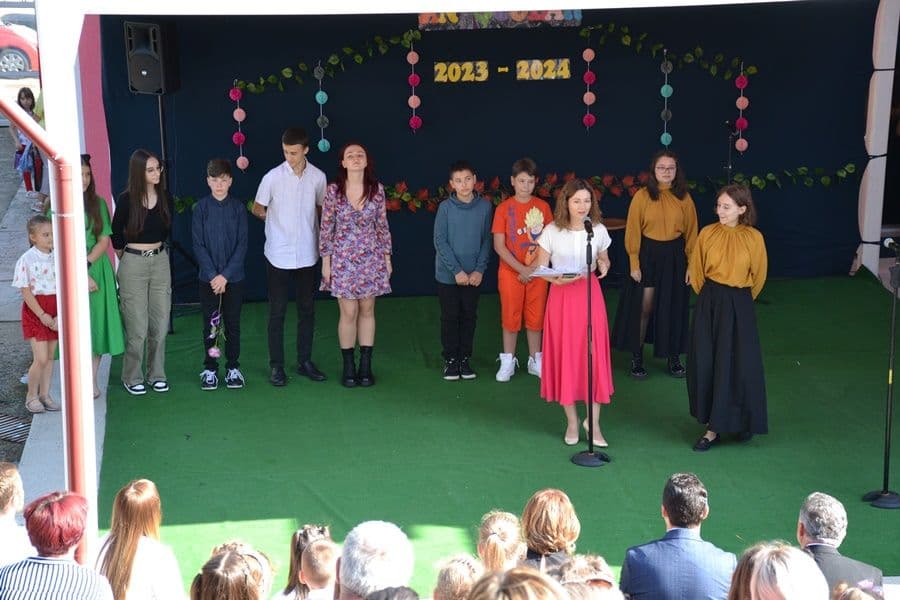 Festivitate de deschidere a noului an școlar la Clubul Copiilor Dorohoi - FOTO