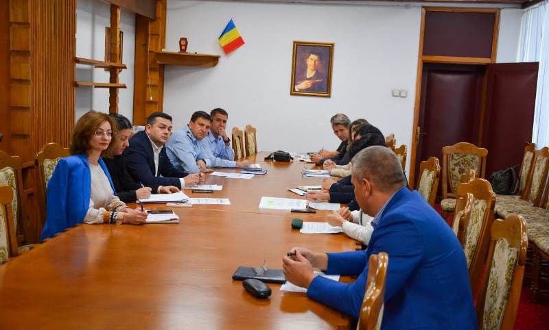 Peste 35 de sancțiuni aplicate operatorilor economici care depozitează, transportă, distribuie și comercializează carburanți și GPL