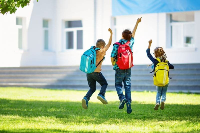 Joi, 5 octombrie, zi liberă pentru elevi, profesori și angajații din sistemul de educație