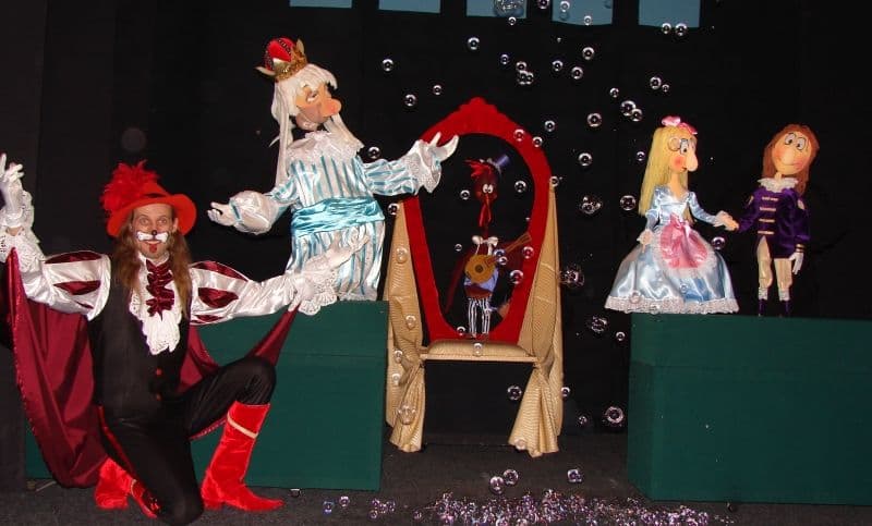 O reîntâlnire cu Motanul încălțat la Teatrul Vasilache