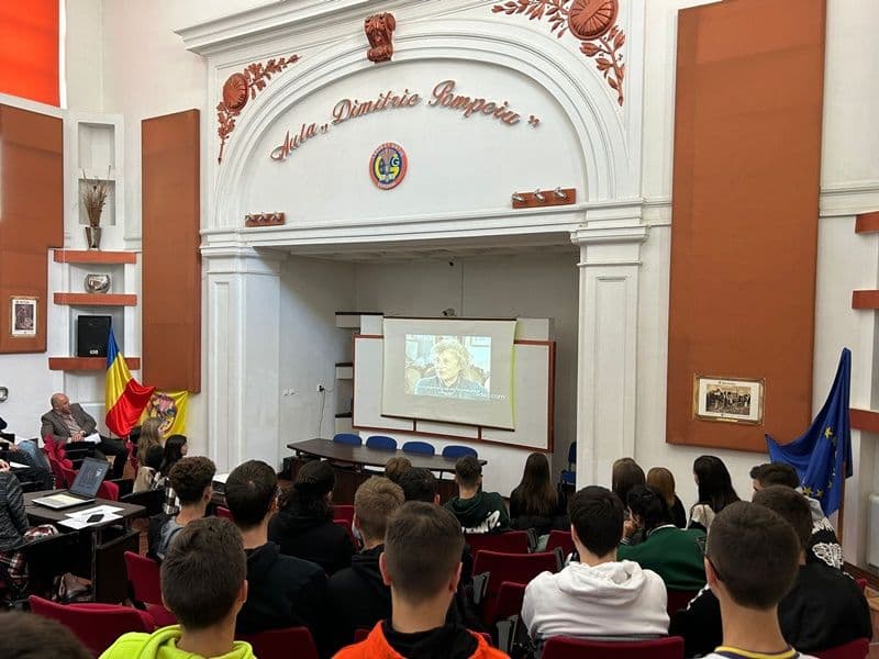 Ziua Holocaustului marcată la Colegiul Național „Grigore Ghica” în parteneriat cu Școala Gimnazială „Spiru Haret” - FOTO