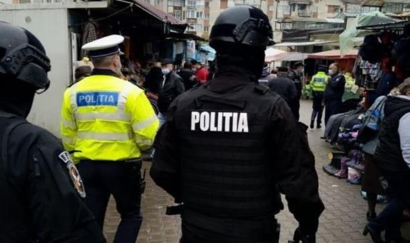 Acțiune de amploare în Piața Centrală! Polițiștii au descoperit țigări de contrabandă, furturi și ilegalități în vânzarea produselor