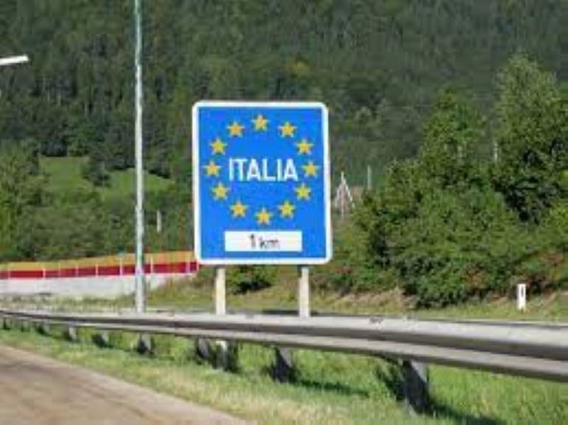 MAE: Atenționare de călătorie în Italia! Există posibilitatea creșterii timpilor de așteptare la frontiera cu Slovenia