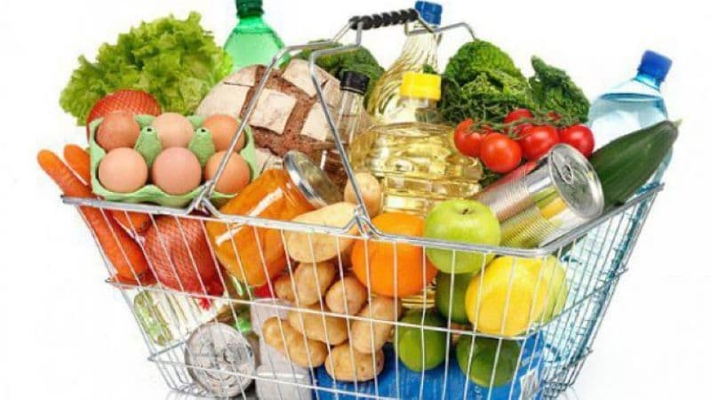 Guvernul dorește să prelungească limitarea adaosului comercial la unele alimente de bază și adaugă noi produse la lista existentă