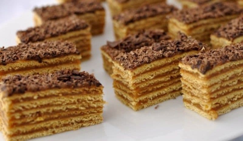 Foi cu cremă caramel