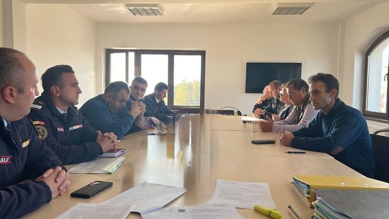 Exercițiu ISU la Coțușca: Evaluare a gestionării unei situații de urgență de către autoritățile locale, până la sosirea pompierilor
