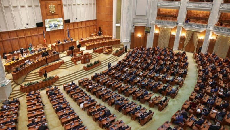 Deputații au stabilit că certificatele persoanelor cu handicap ireversibil devin permanente