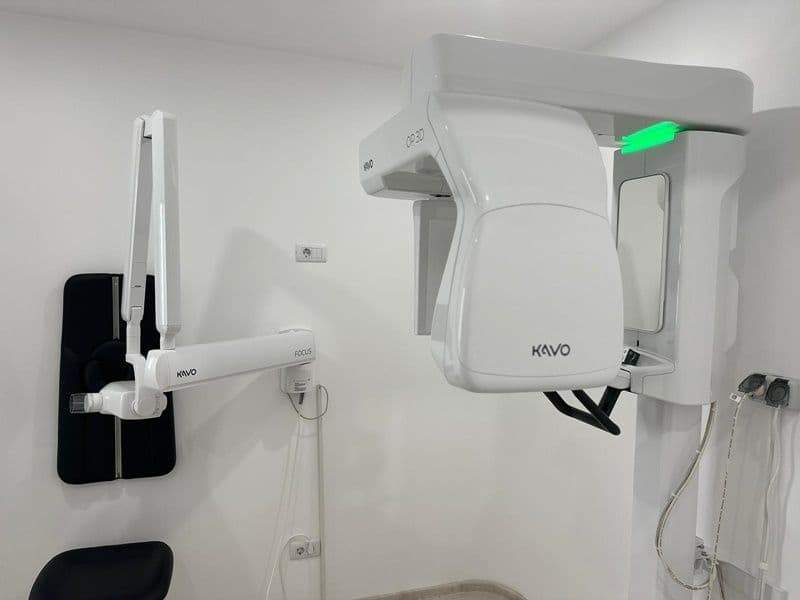 Radiant Smile X-RAY Dorohoi - Centru de imagistică dentară. Radiografii la o calitate superioară. Vezi detalii!