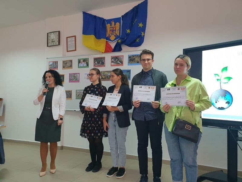 Dezvoltarea durabilă – un obiectiv al Liceului „Regina Maria” Dorohoi - FOTO
