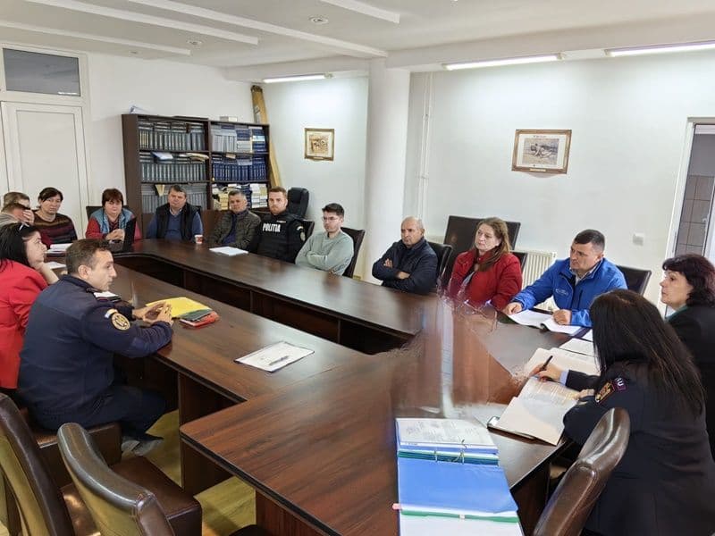Comitetele Locale pentru Situații de Urgență din Ripiceni și Havârna instruite de către specialiștii ISU Botoșani - FOTO