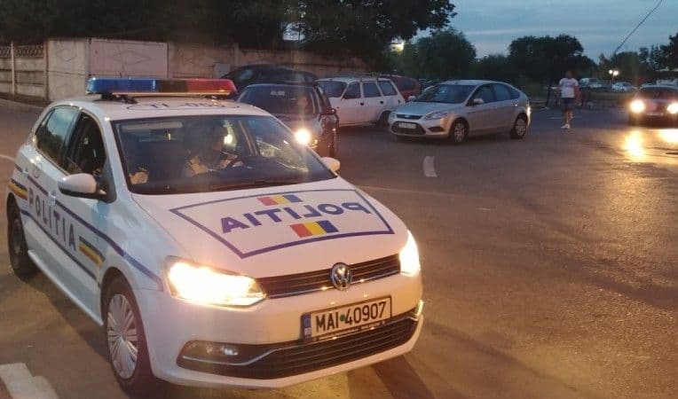 Sancțiune de 20.000 de lei și țigarete confiscate de polițiști