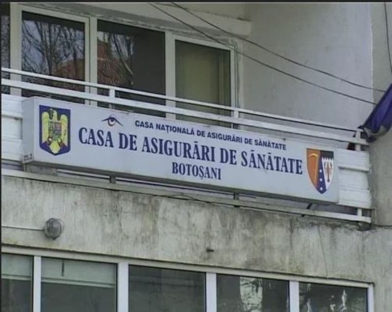 Angajații Casei Județene de Asigurări de Sănătate Botoșani își continuă greva