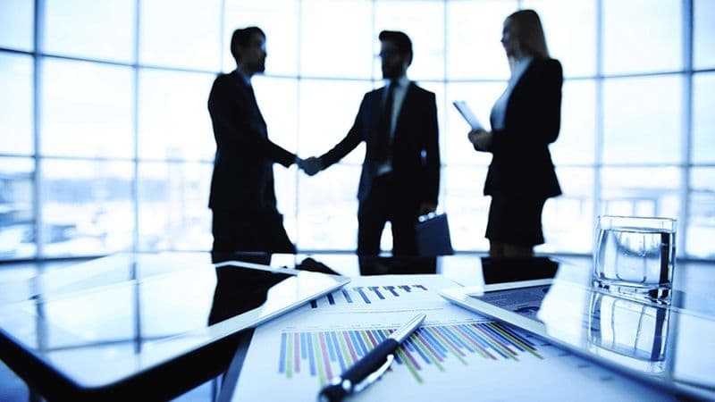 Antreprenorii vor putea primi până la 500.000 de lei de la stat pentru a-și dezvolta afacerile