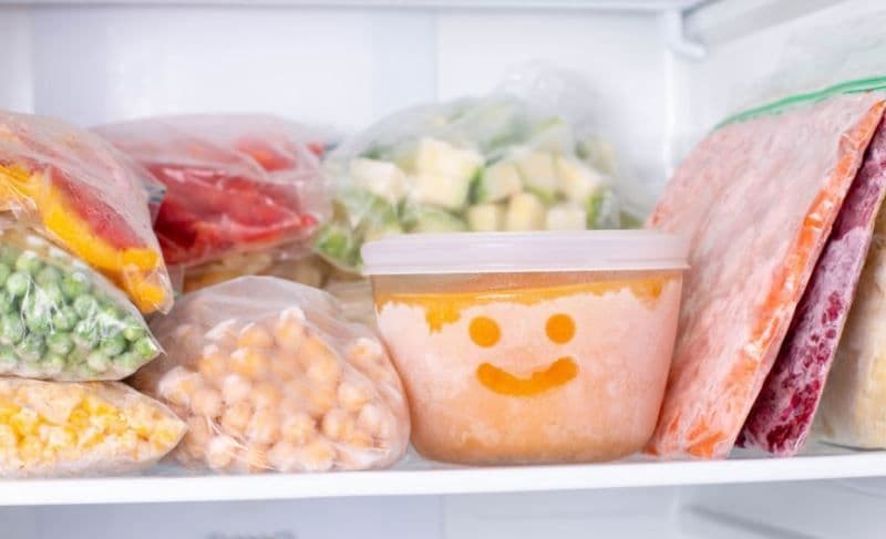 Alimente pe care nu trebuie să le pui niciodată la congelator