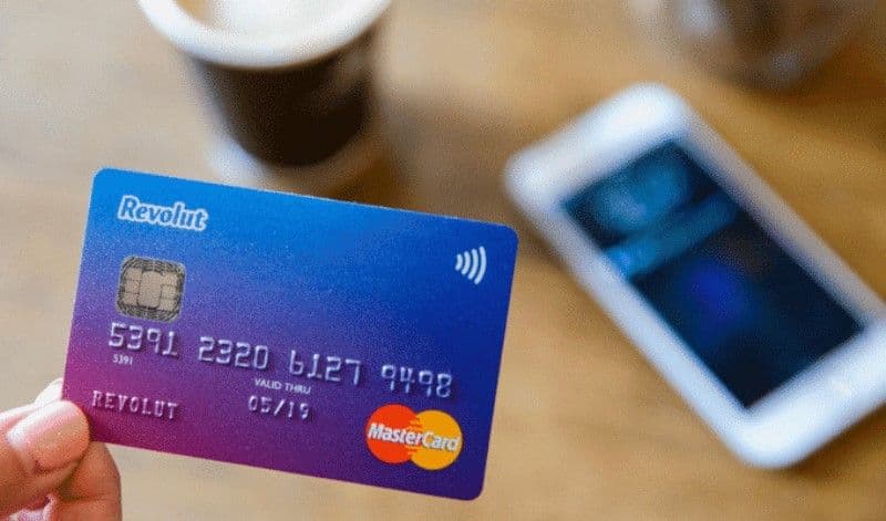 Schimbare la Revolut! Anunț pentru toți cei care transferă bani pe alte carduri
