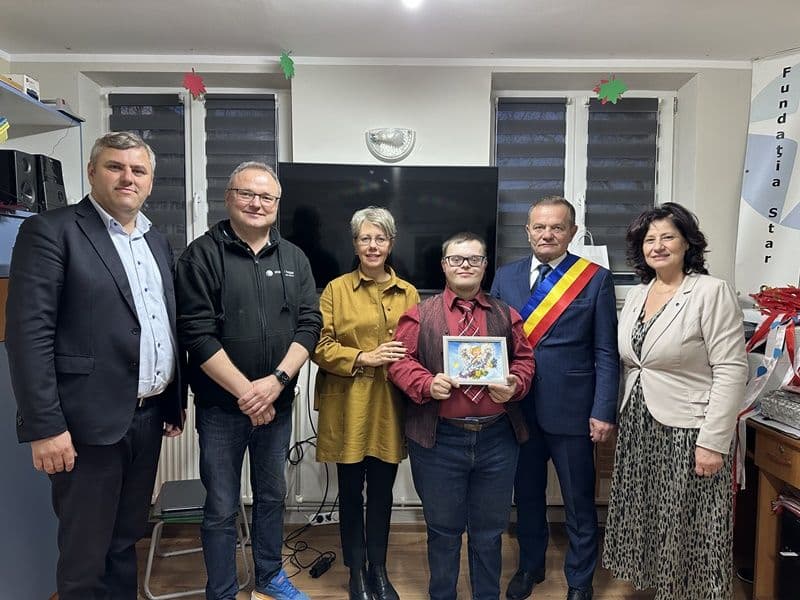 Ambasadoarea  Suediei în România, întâmpinată de primarul Dorin Alexandrescu la Centrul Star Of Hope din Dorohoi - FOTO
