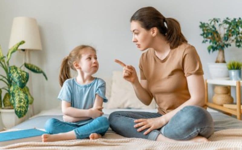 De ce este greșit să-ți forțezi copilul să mănânce când se simte rău. Explicația unui specialist