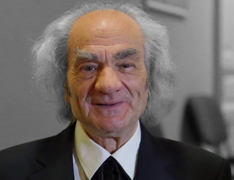 Neurochirurgul Leon Dănăilă a lansat o carte la 90 de ani
