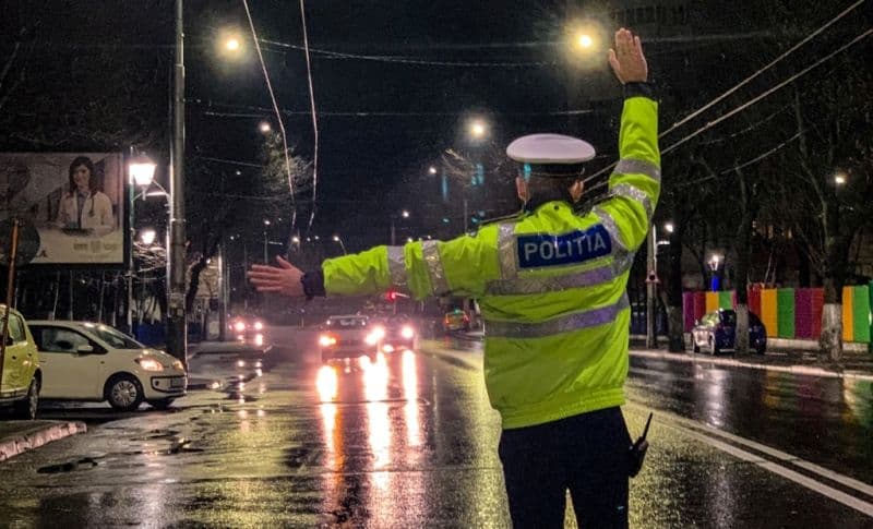 Peste 90 de sancțiuni aplicate de polițiștii botoșăneni în cadrul acțiunii BLOCADA