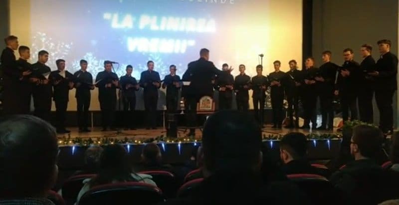 Ritmuri de sărbătoare la Dorohoi: Concert de Colinde desfășurat la sala Cinema Melodia – FOTO